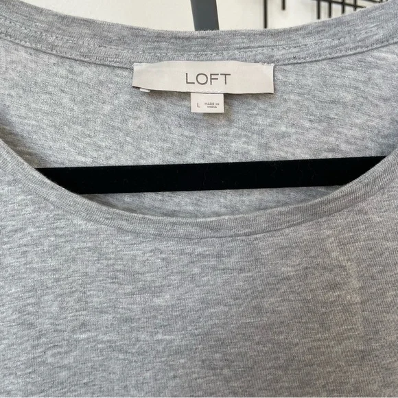 🌟LOFT Grey Blouse With Lace Sleeve Hem - L🌟 - Picture 5 of 6